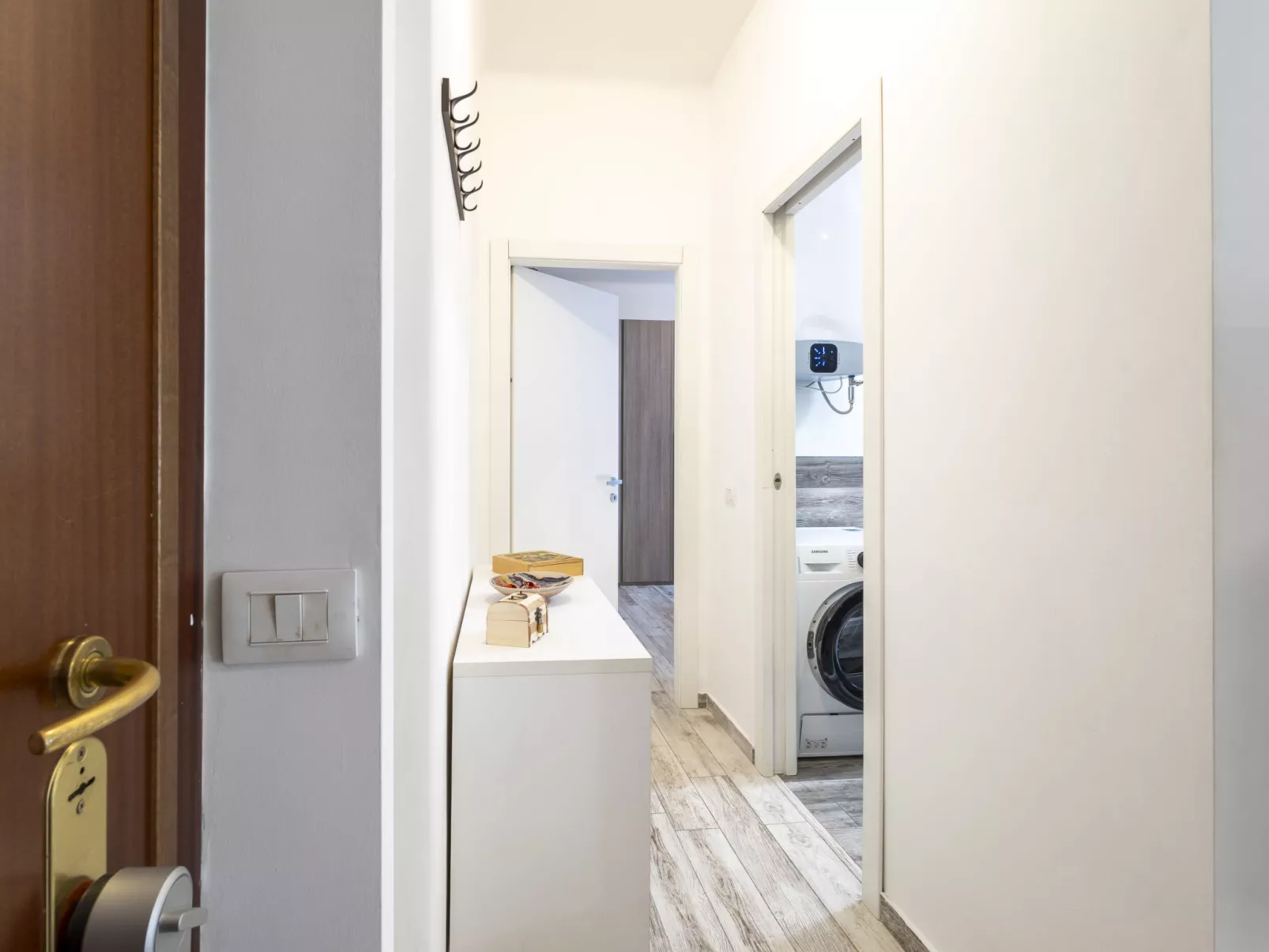 Suzzani Flat-Binnen