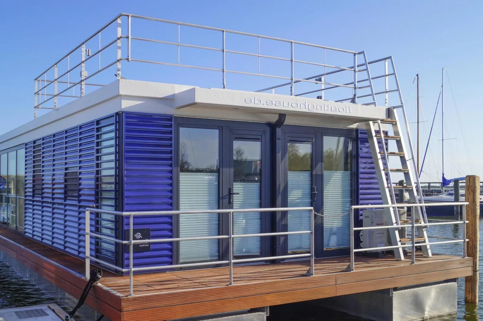 Houseboat Floating House "Luisa", Ribnitz-Damgarten-Luisa, 44 qm-Buitenkant zomer