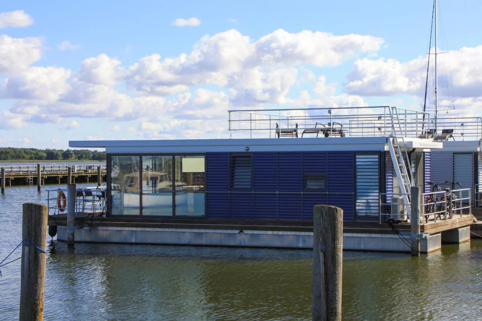 Houseboat Floating House "Luisa", Ribnitz-Damgarten-Luisa, 44 qm-Buitenkant zomer