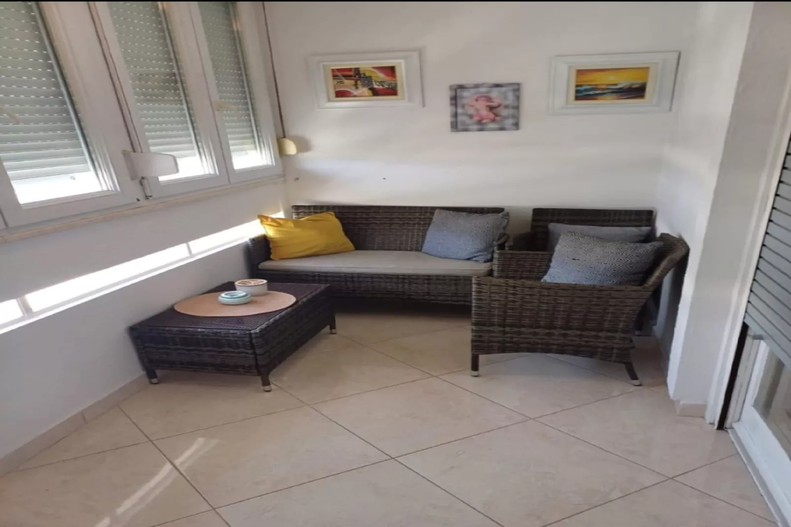 Apartment Alba - Three Bedroom Apartment with Loggia