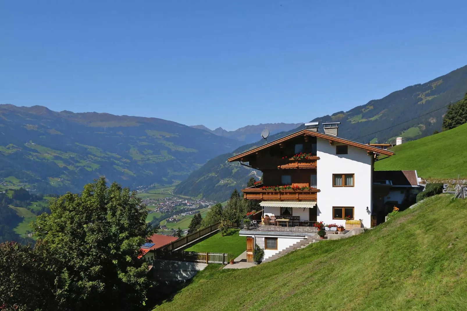 Haus Steinberger-Buitenkant zomer