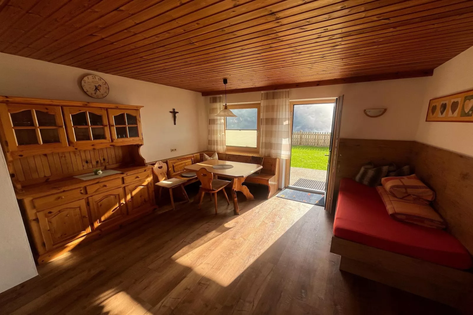 Haus Steinberger-Woonkamer