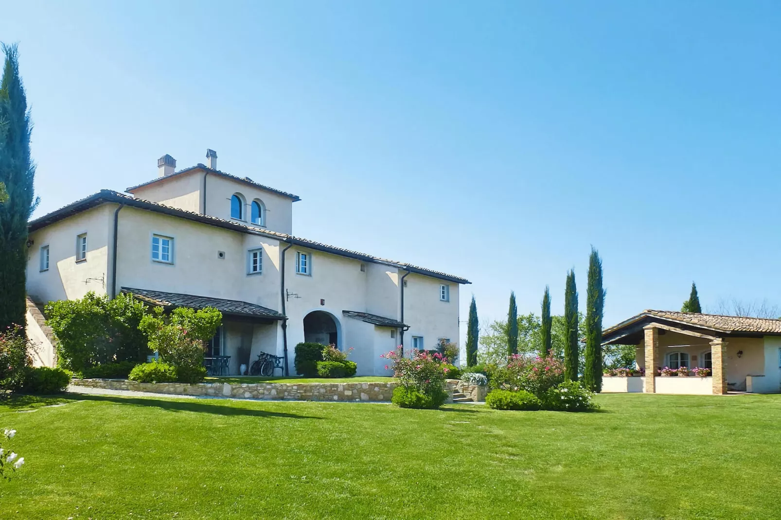 Ferienanlage Borgo della Meliana Gambassi Terme Typ Bilo-Buitenkant zomer