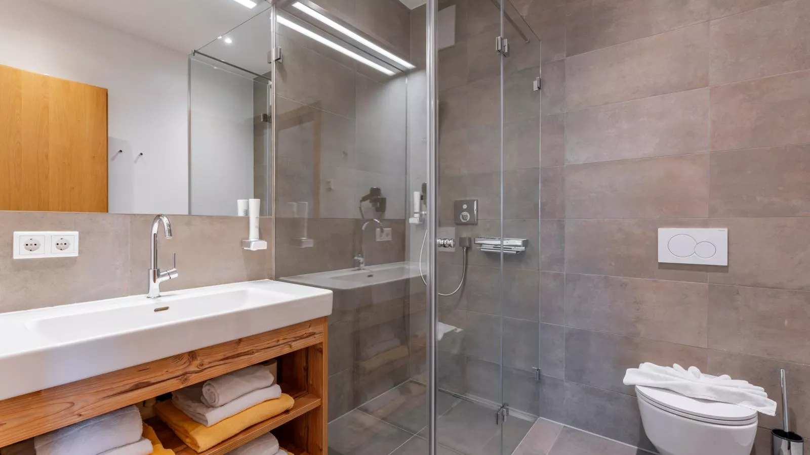 Tauern Suites Mitterwirt TOP 324-Badkamer