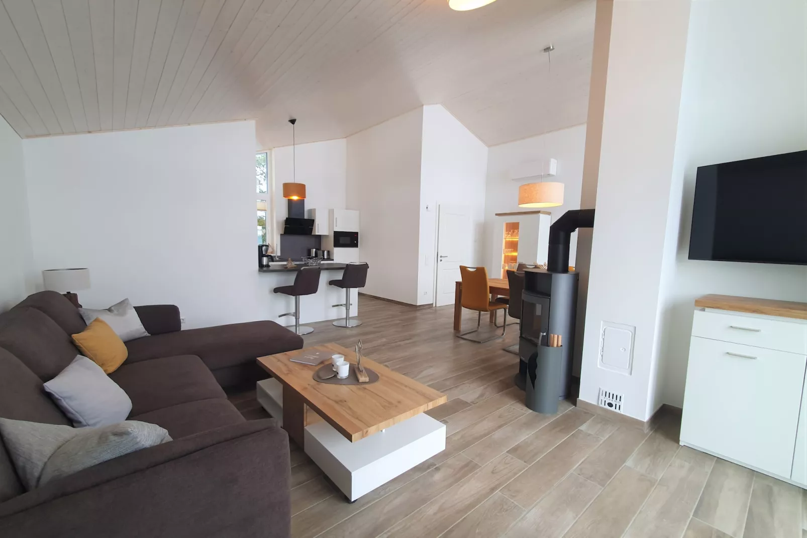 FH Seeschwalbe 331-Woonkamer