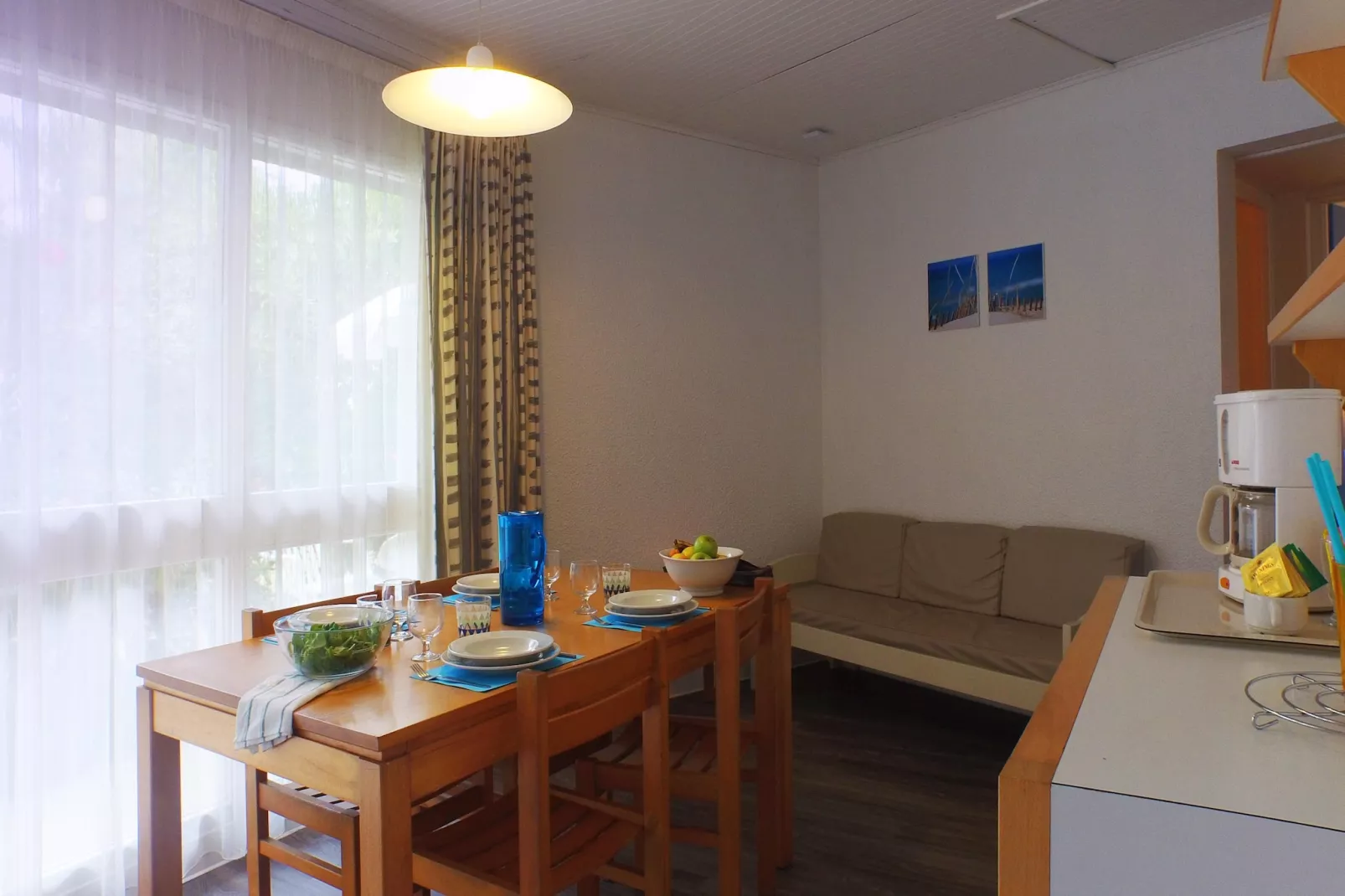 Ars-en-Ré - Appartement 3 Pièces 6 Personnes 1 bébé Rez-de-jardin-Eetkamer