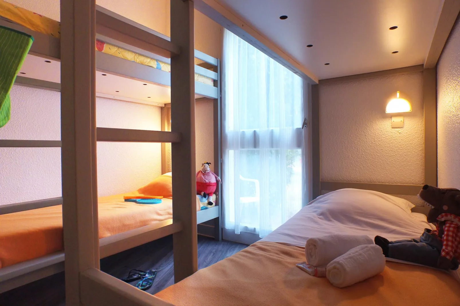 Ars-en-Ré - Appartement 3 Pièces 6 Personnes 1 bébé Rez-de-jardin-Slaapkamer