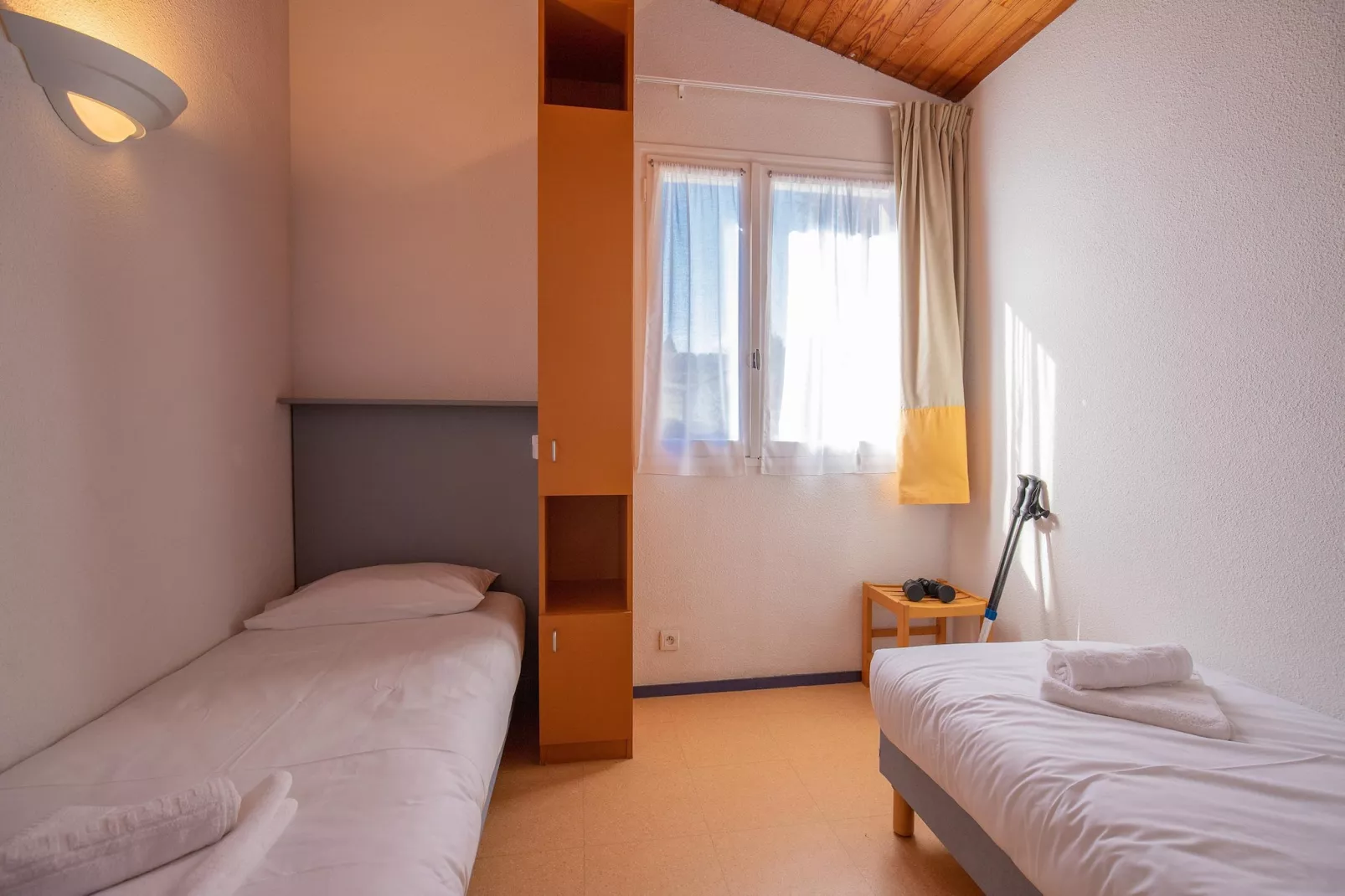 Saint-Jean-Pied-de-Port - Appartement 2 Pièces 4 Personnes 1  bébé-Slaapkamer