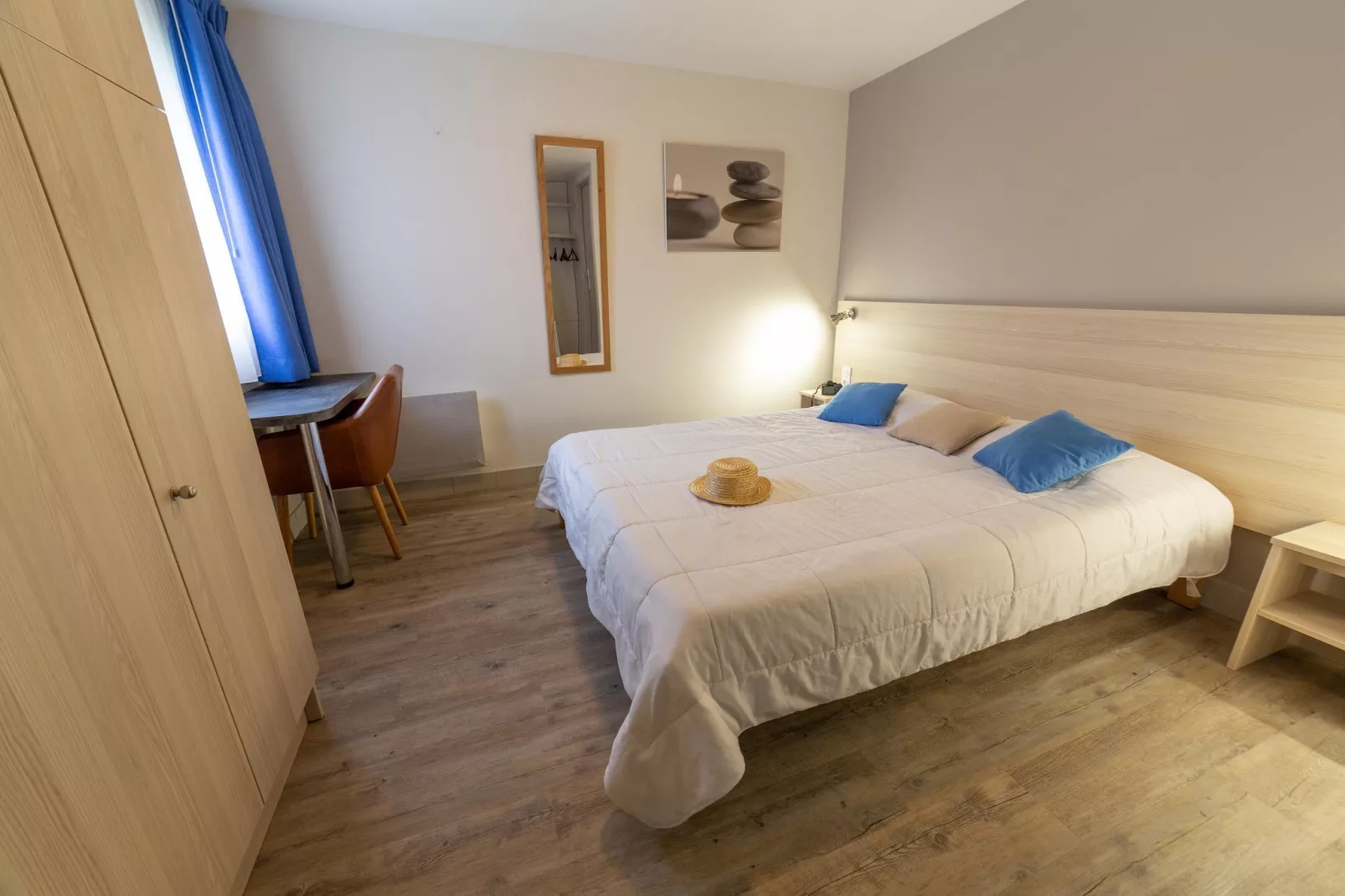 Veules-les-Roses - Gîte 3 Pièces 4 Personnes 2  bébés 2 salles d'eau-Slaapkamer