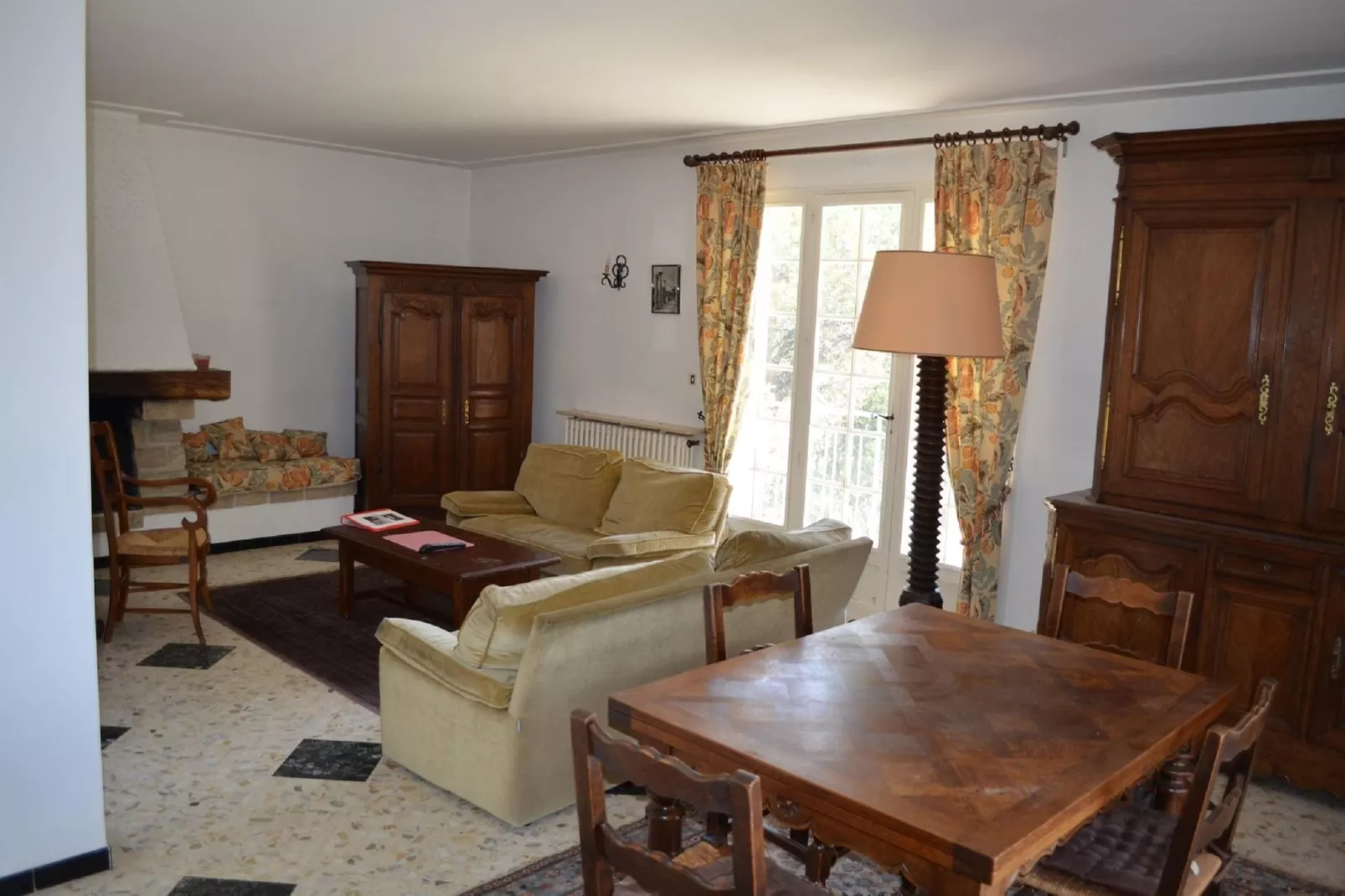 Villa les Combettes-Woonkamer