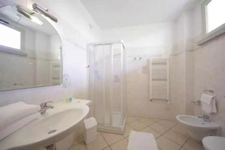 Residence Zust, Verbania Intra-Trilo-Badkamer