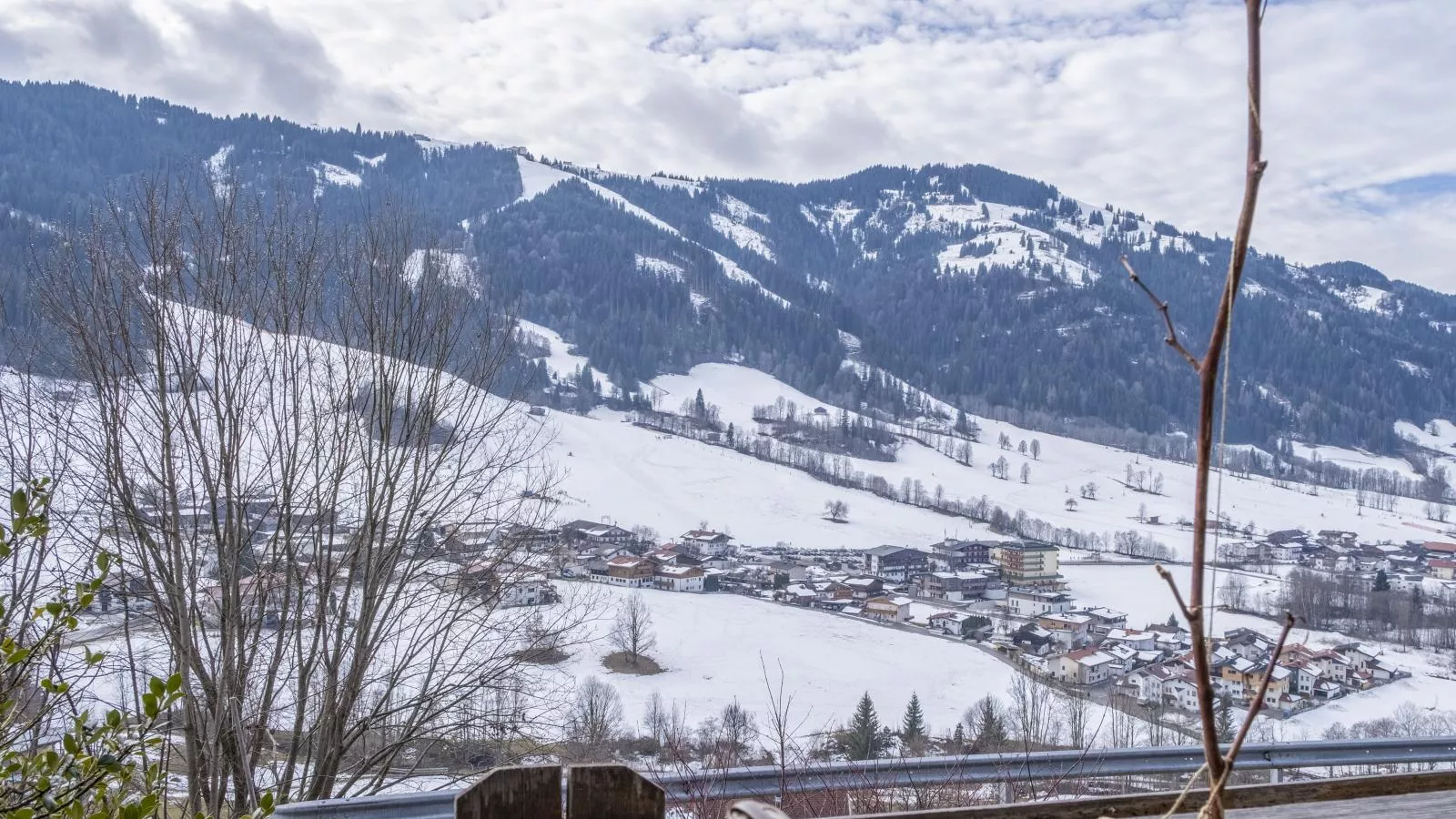 Berghof-Uitzicht winter