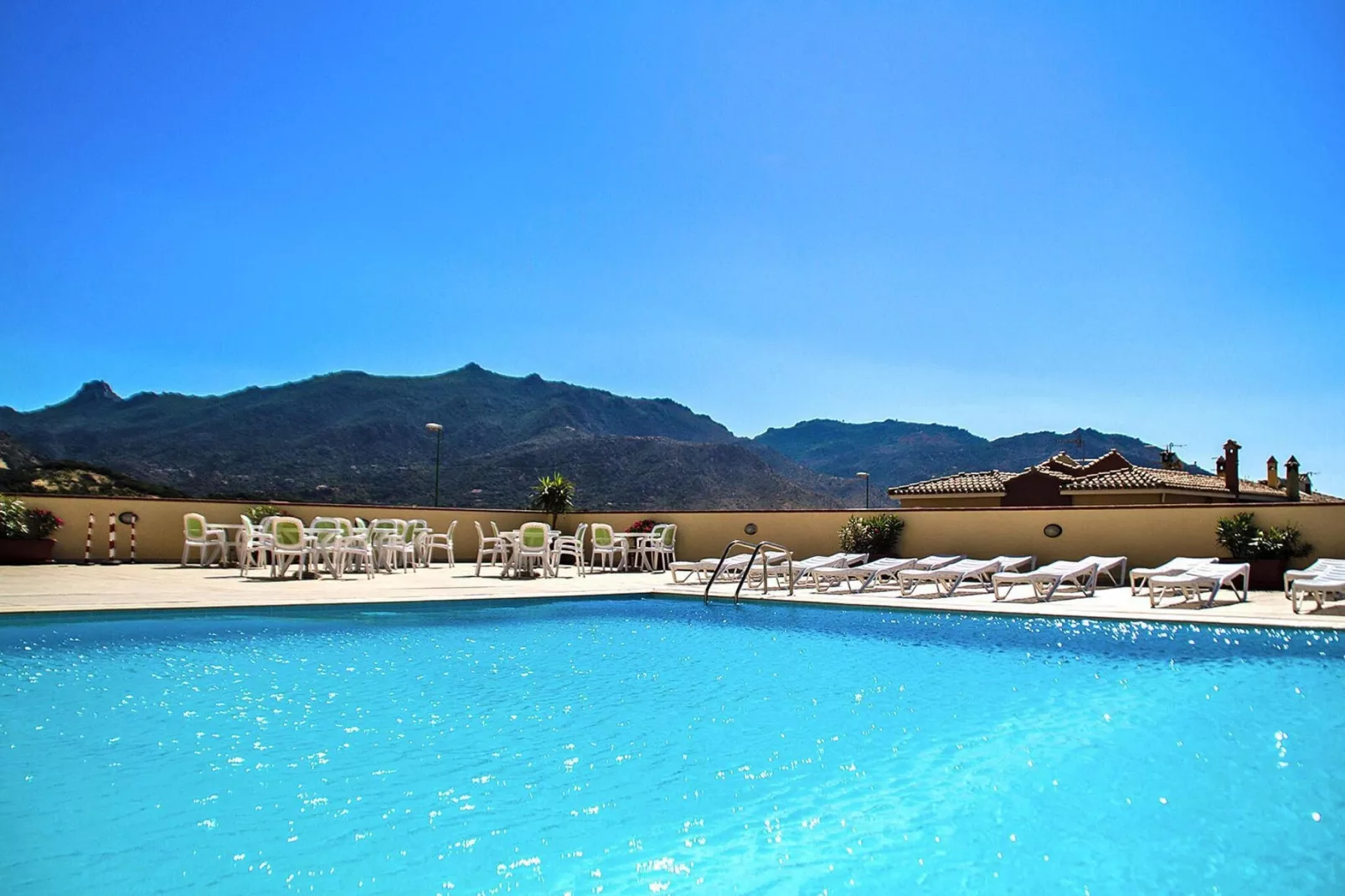 Residence le Fontane  Villasimius Bilo 3 Pers-Zwembad