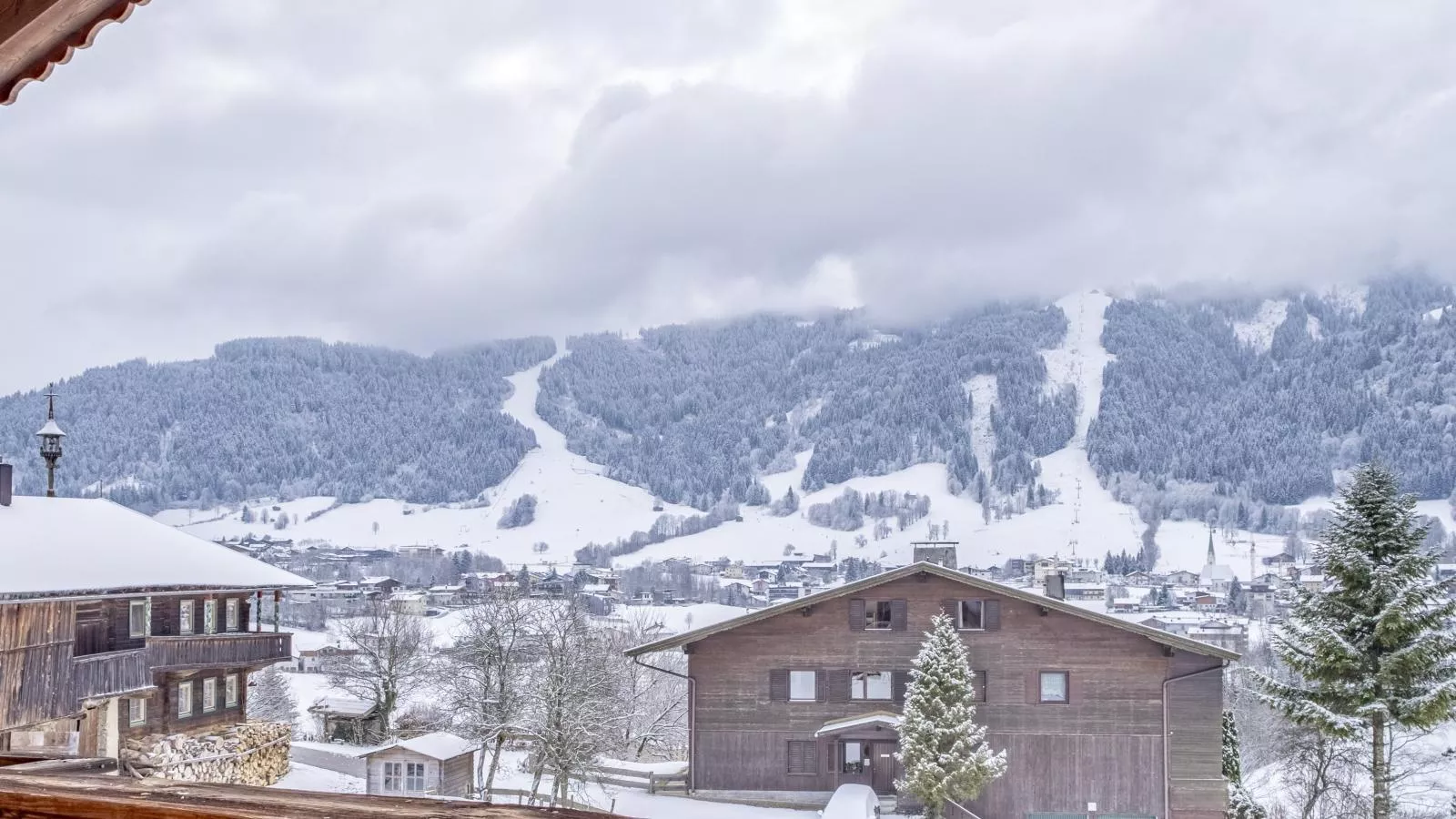 Tiroler Bergtraum Top 1-Uitzicht winter