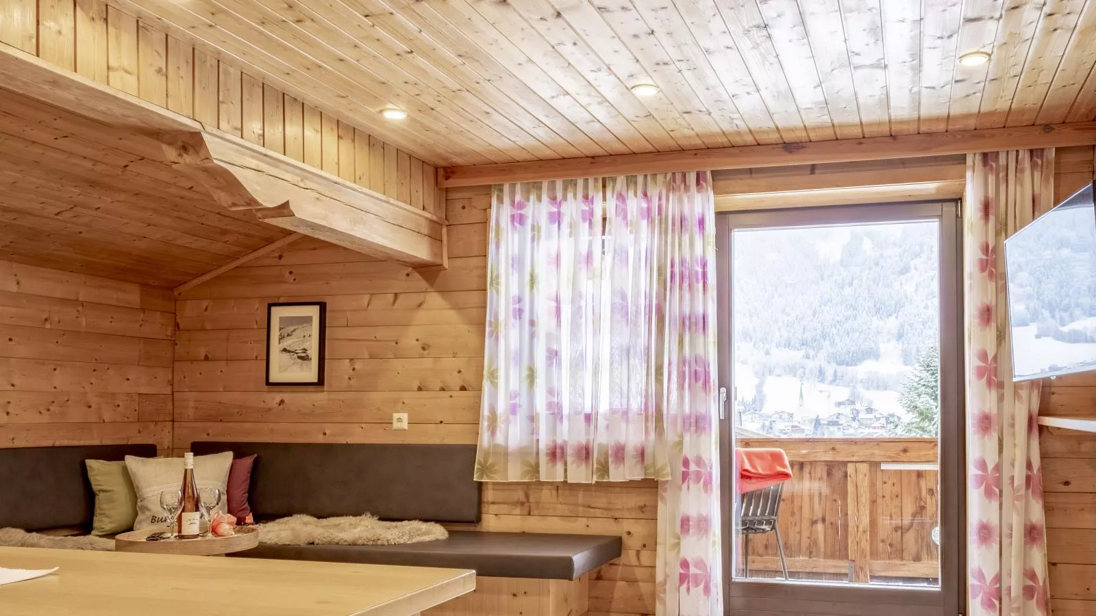 Tiroler Bergtraum Top 1-Woonkamer