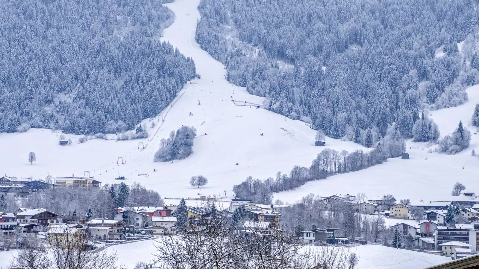 Tiroler Bergtraum Top 1-Uitzicht winter