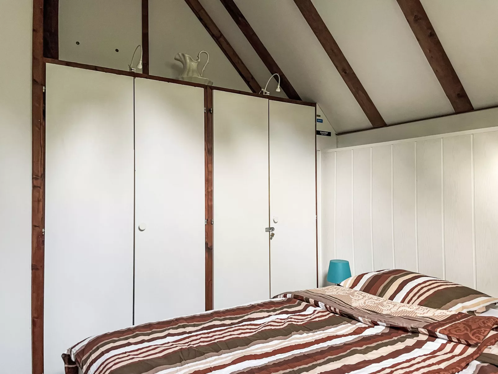 Woodys- Waldhütte-Binnen