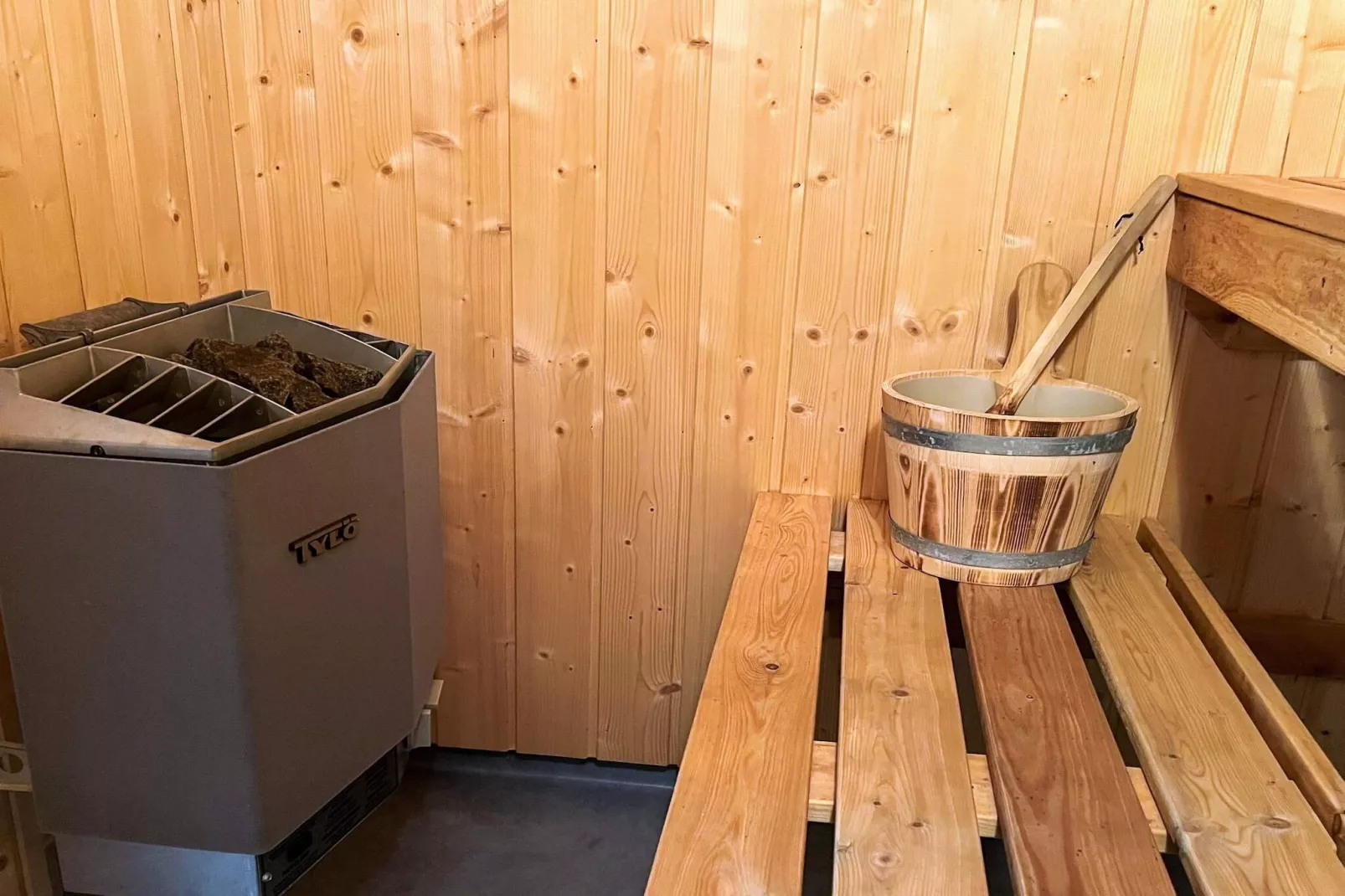 HUS NR. 2-Sauna