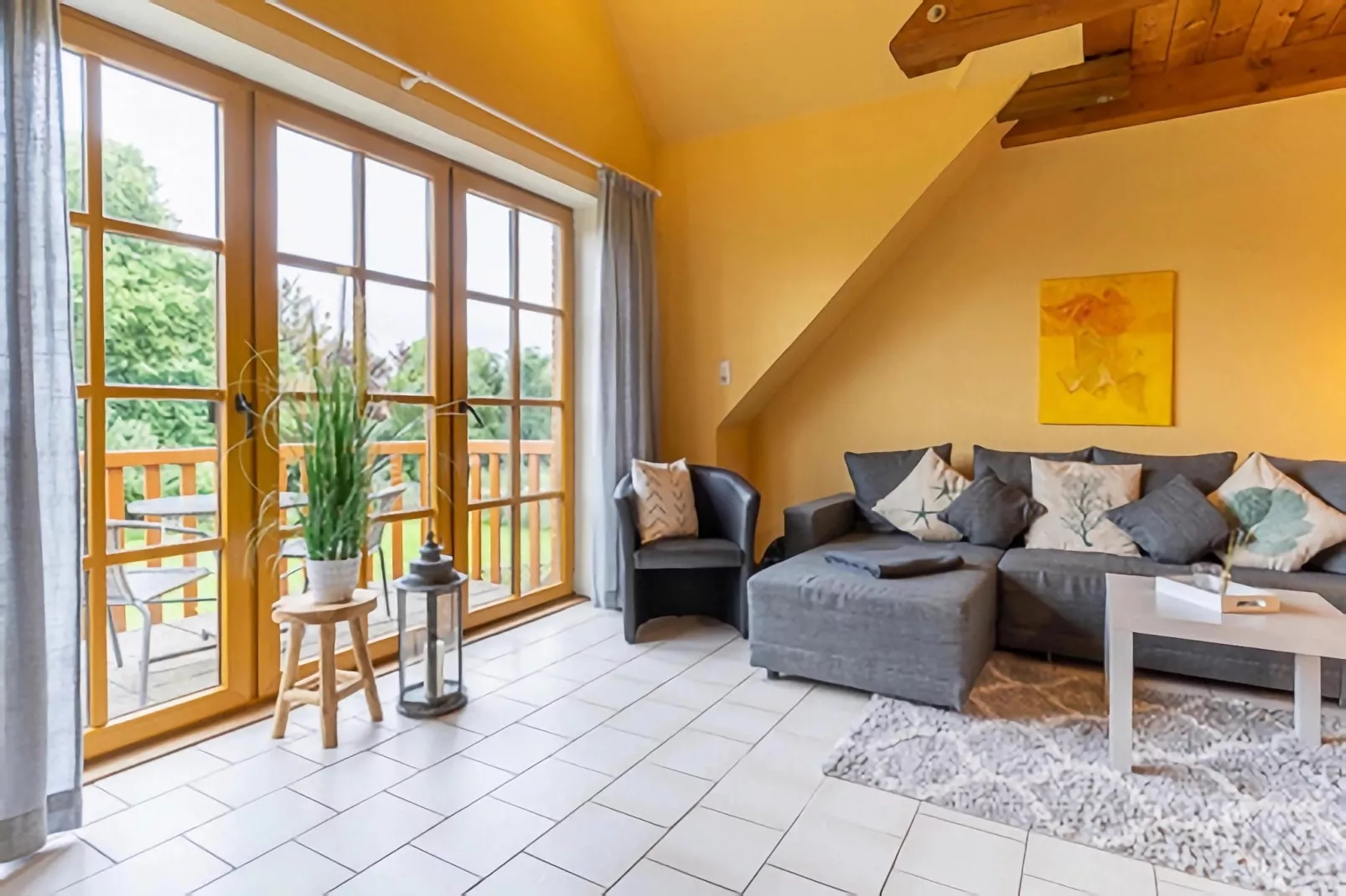Ferienwohnung Hohe Düne Vollerwiek-Woonkamer