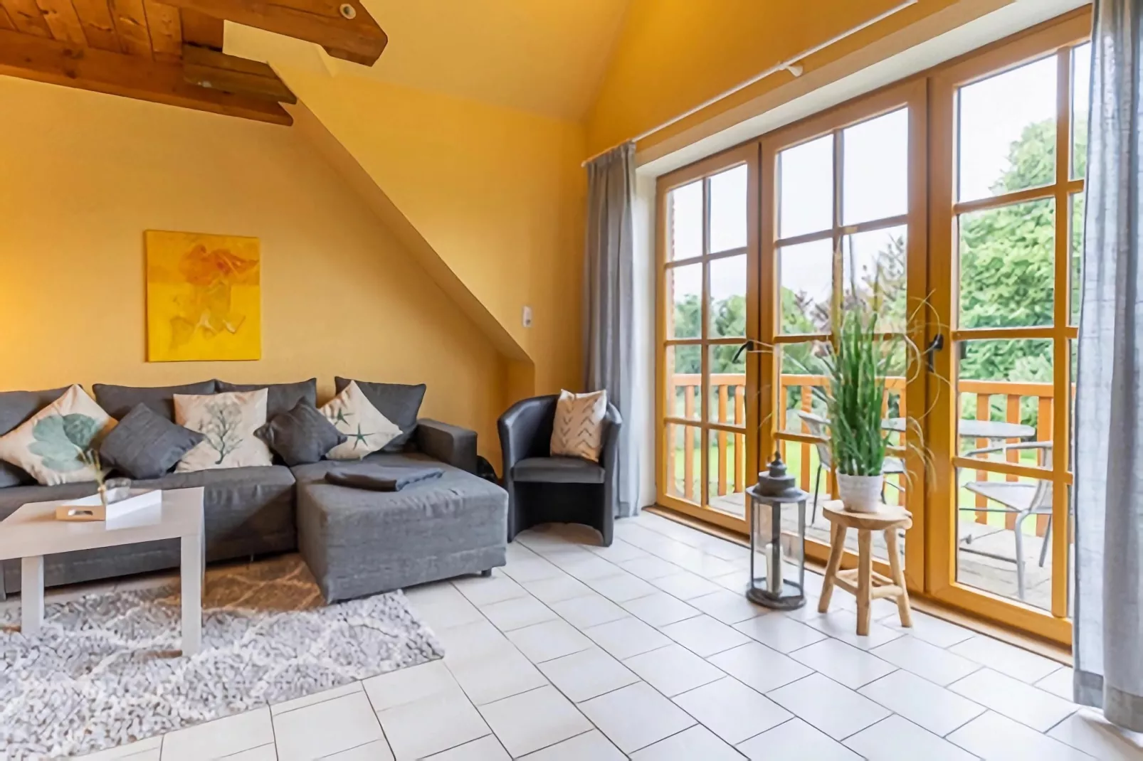 Ferienwohnung Hohe Düne Vollerwiek-Woonkamer