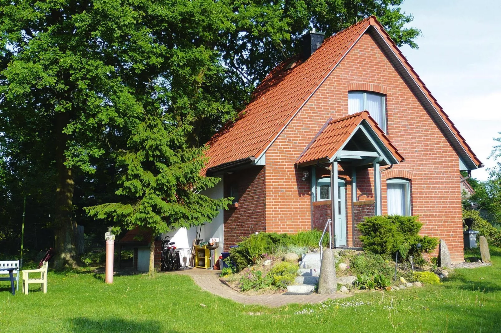 Ferienhaus 65 qm-Buitenkant zomer