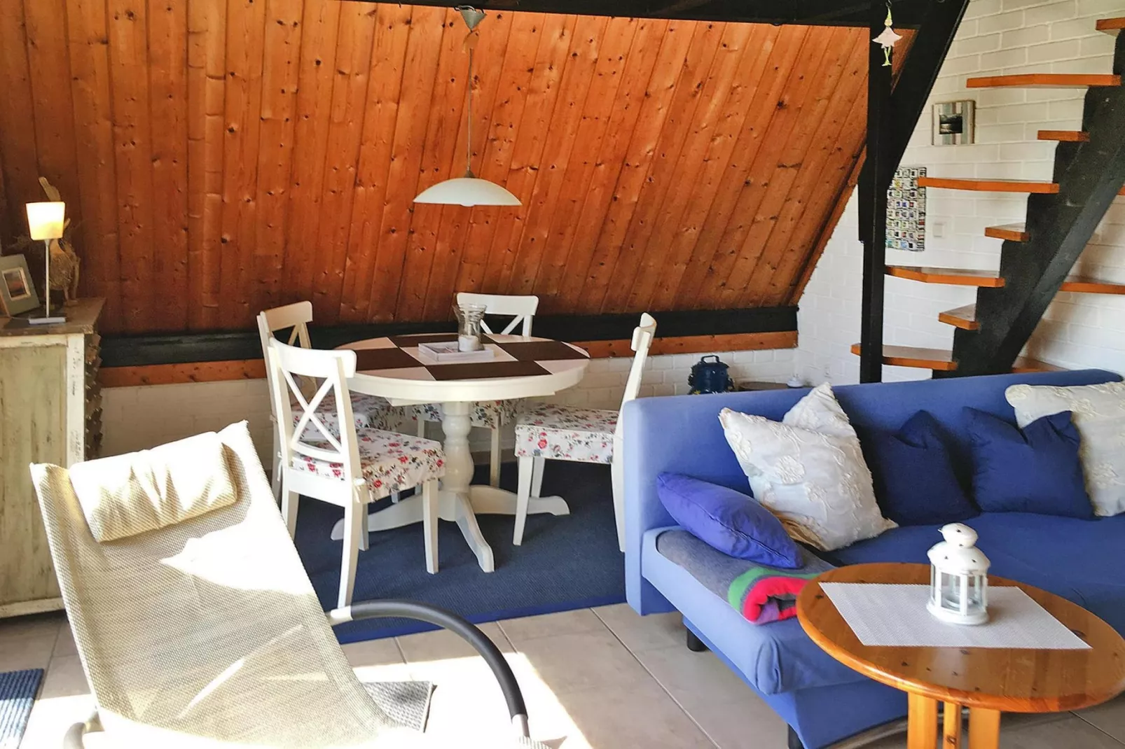 Ferienhaus in Burhave-Woonkamer
