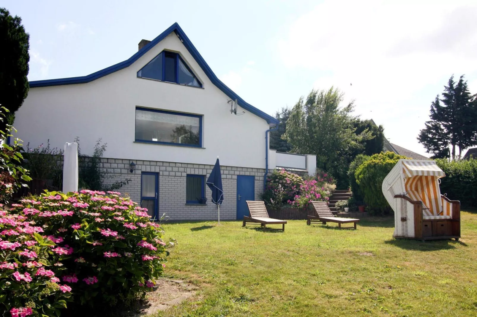 Ferienhaus Am Schilfufer-Buitenkant zomer