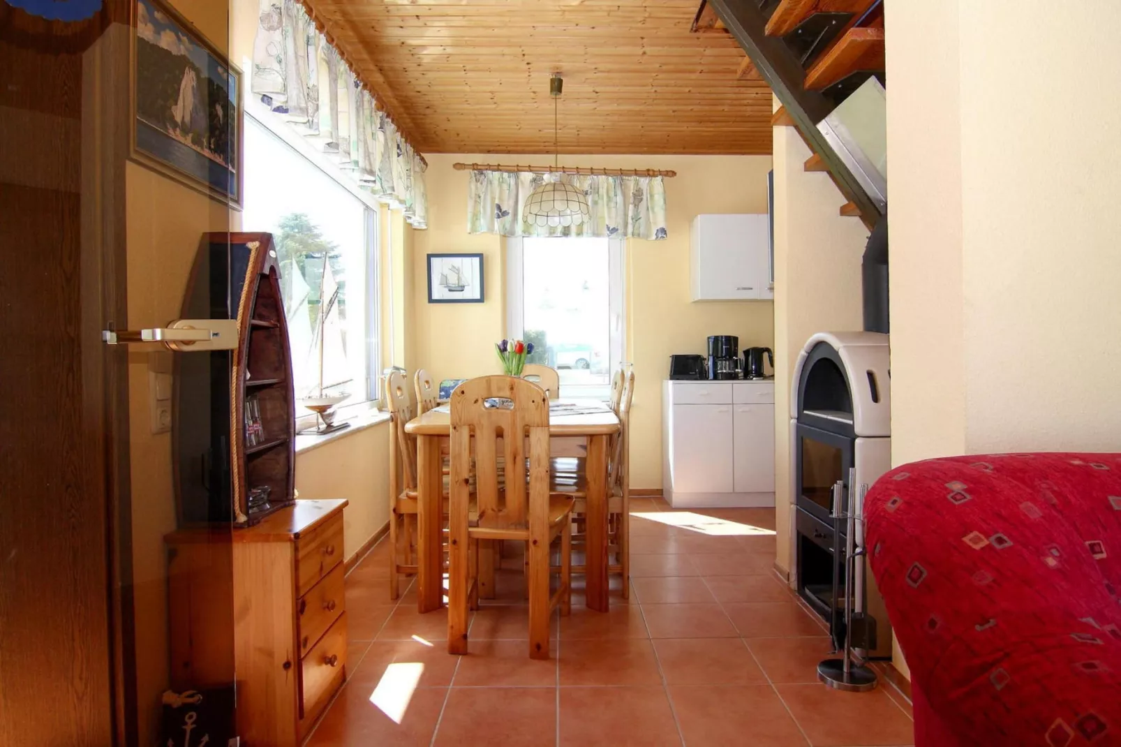 Ferienhaus Am Schilfufer-Eetkamer