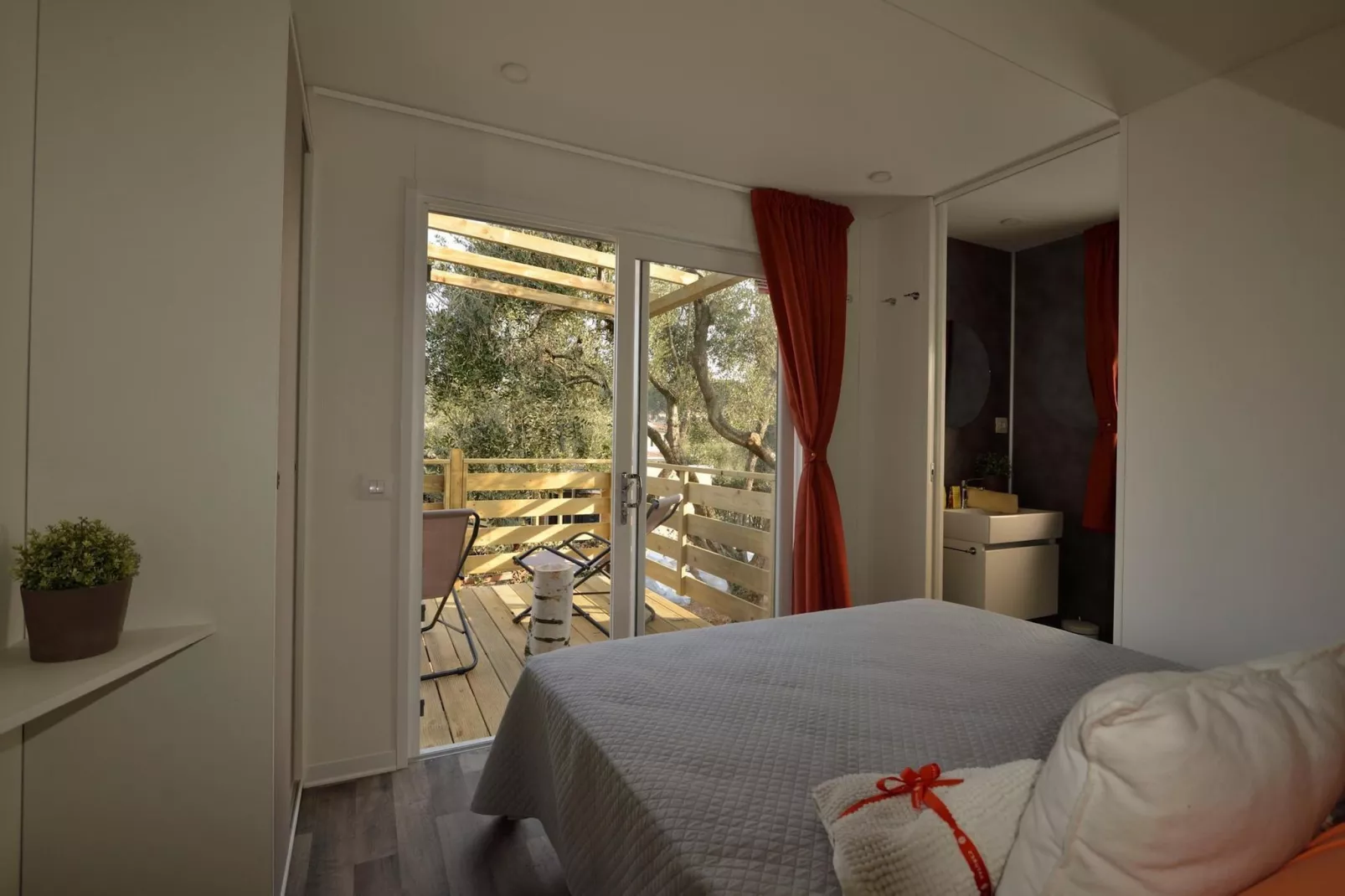 Caravan park della Colombaia, Padenghe sul Garda-CM Top Hill-Slaapkamer