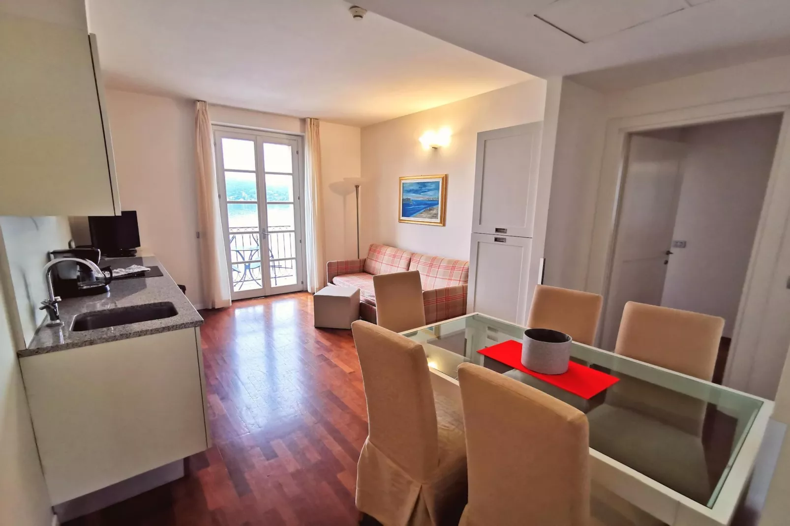 Residence Antico Verbano Meina-Trilo 6-Eetkamer