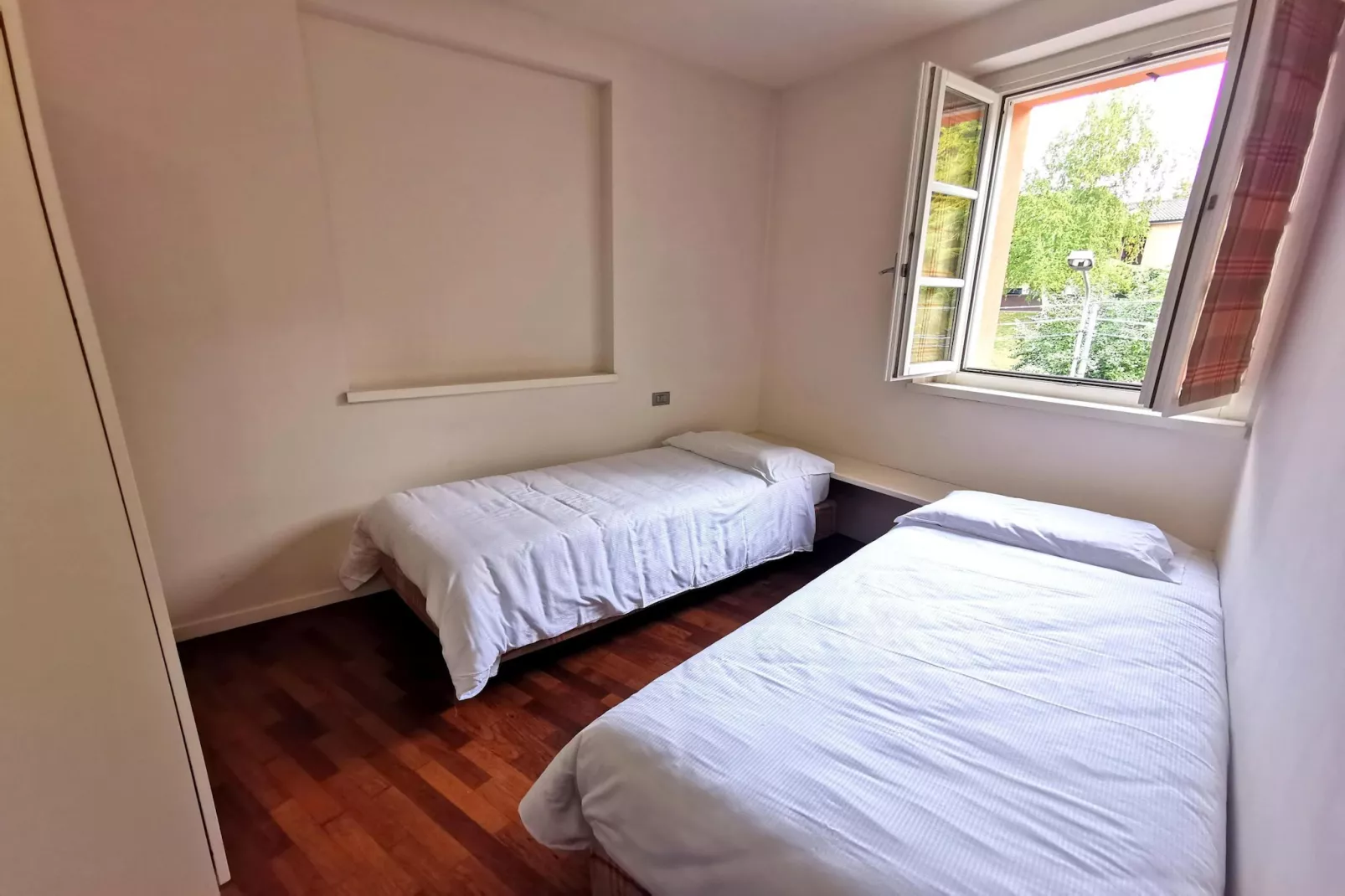 Residence Antico Verbano Meina-Trilo 6-Slaapkamer