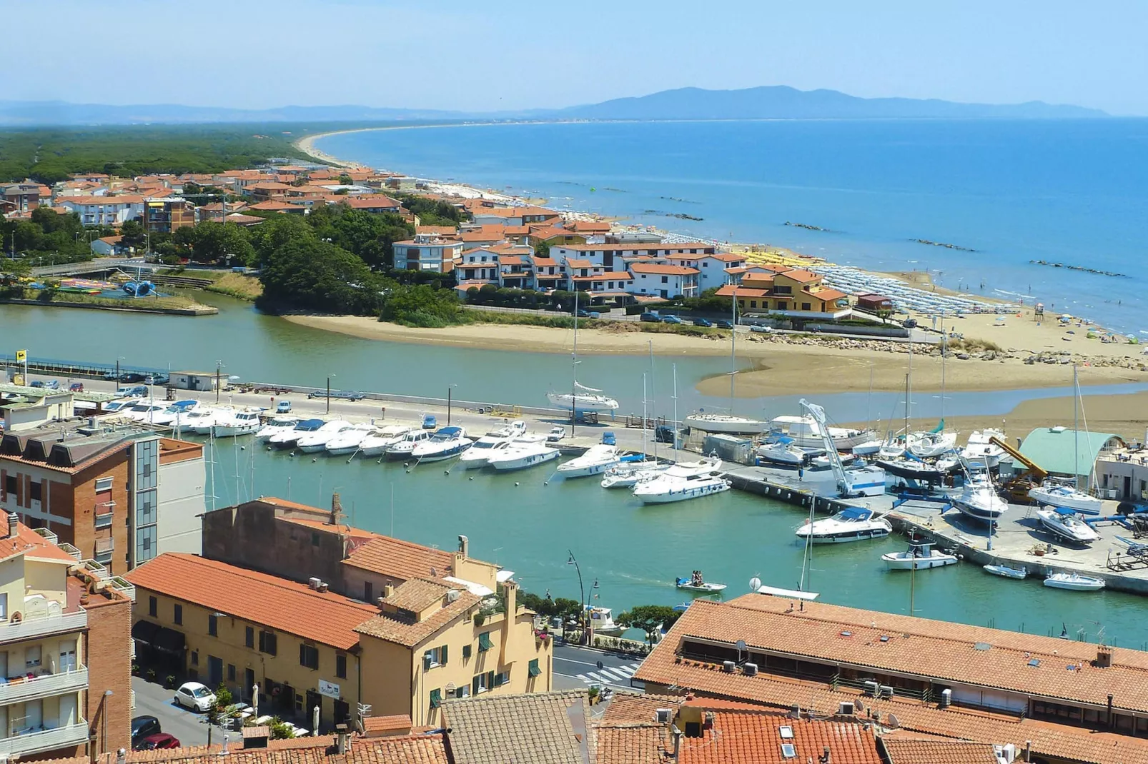 Ferienanlage Azienda Canova Seconda Marina di Grosseto EG Nebengebäude mit Gartenanteil-Uitzicht zomer