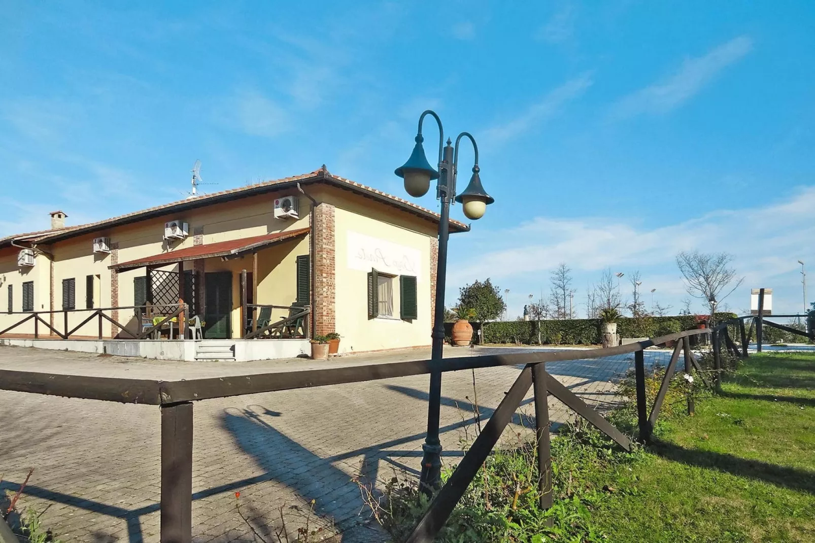Agri-tourism Borgo Pinete, Pinete Fucecchio-Bilo, Typ 3, 1-6 Pax-Buitenkant zomer