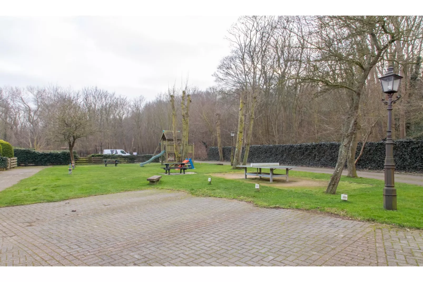 WoesteHoeve-Parkfaciliteiten