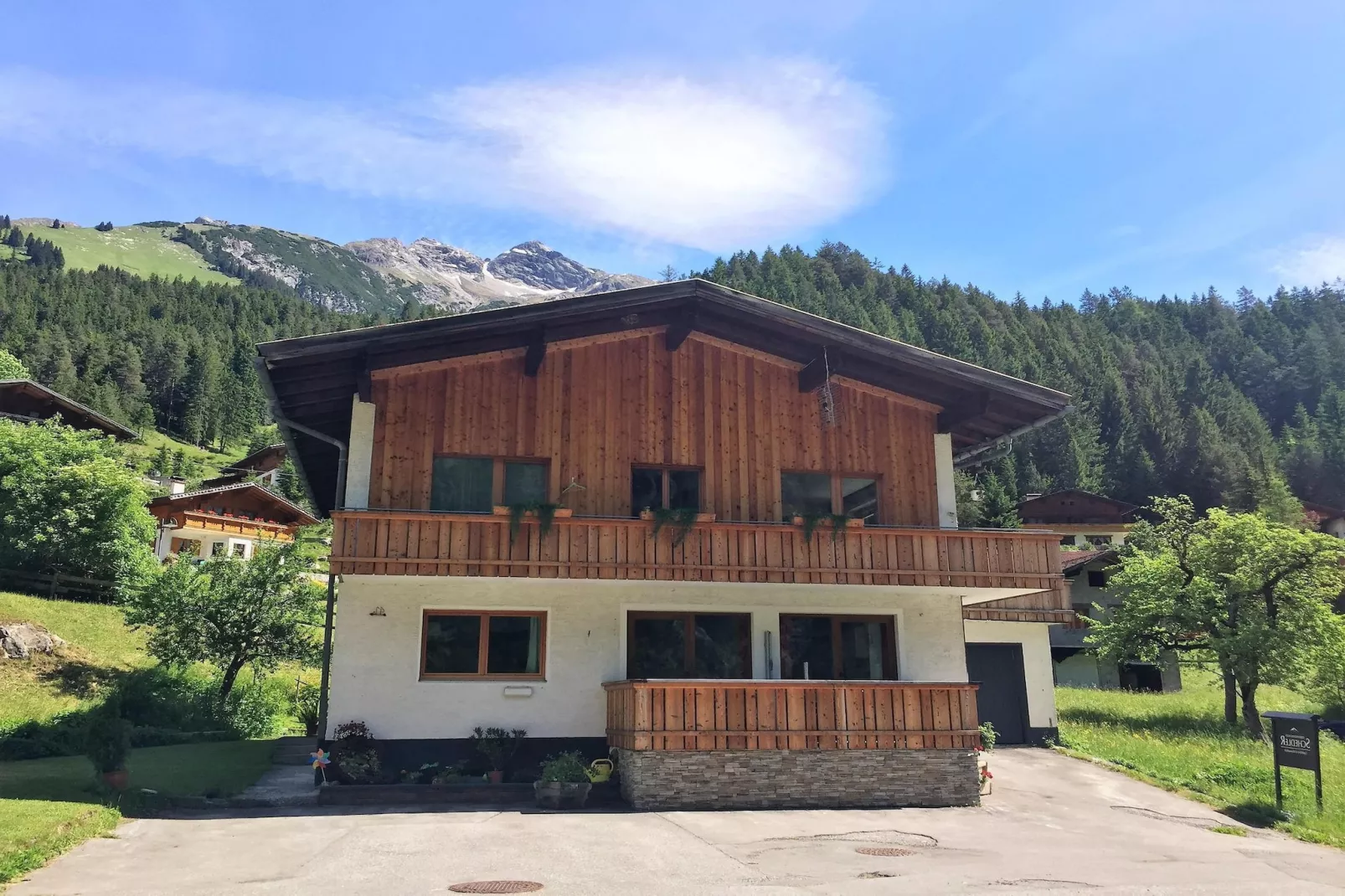 Haus Schedler - Gipfelblick-Buitenkant zomer