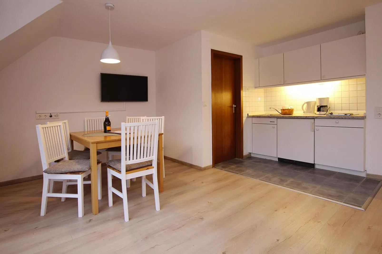 Apartementhaus Ursula Wohnung 16 - Westerland-Eetkamer
