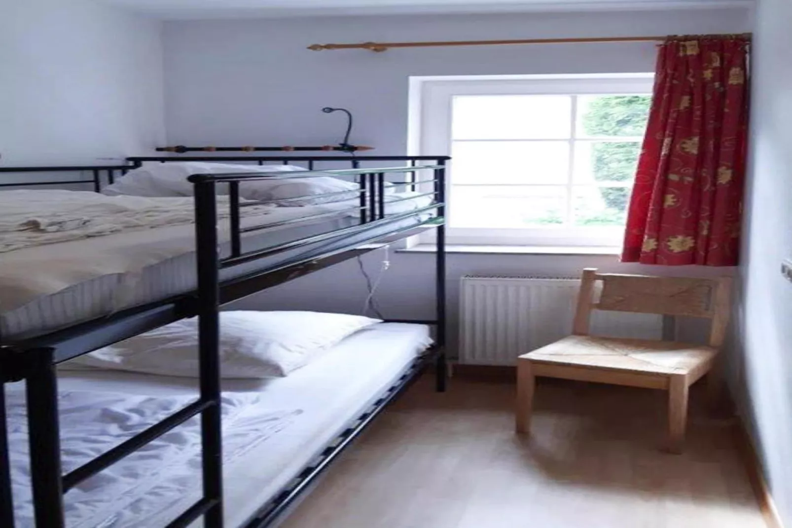 Wohnung unten links-Slaapkamer