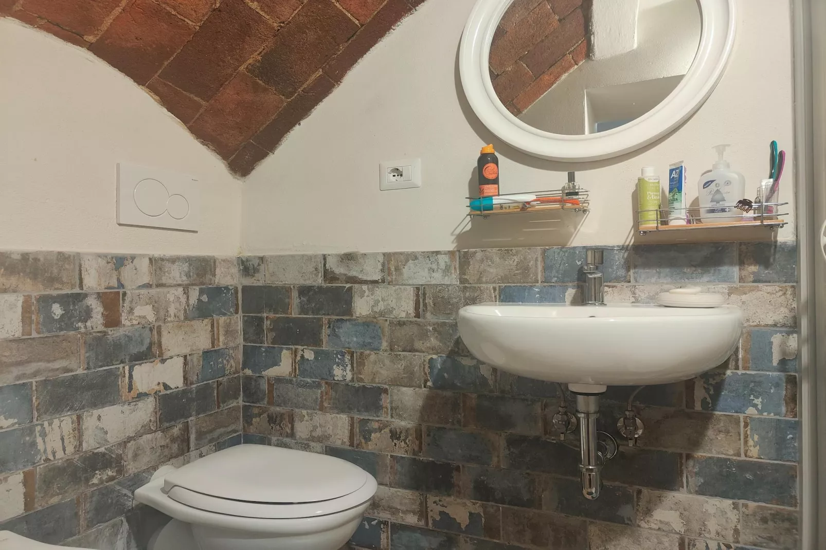 Casa Daniela Prata Massa Marittima-Badkamer