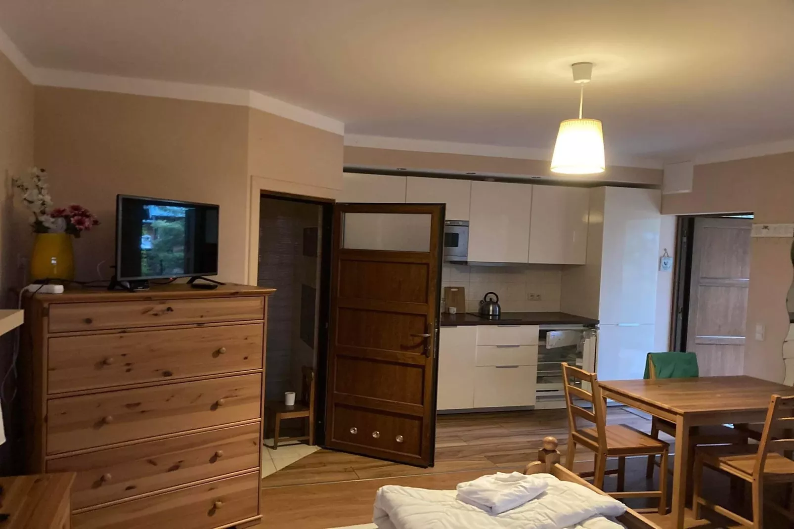 Apartamenty 4-osobowy PARTER Pobierowo-Eetkamer