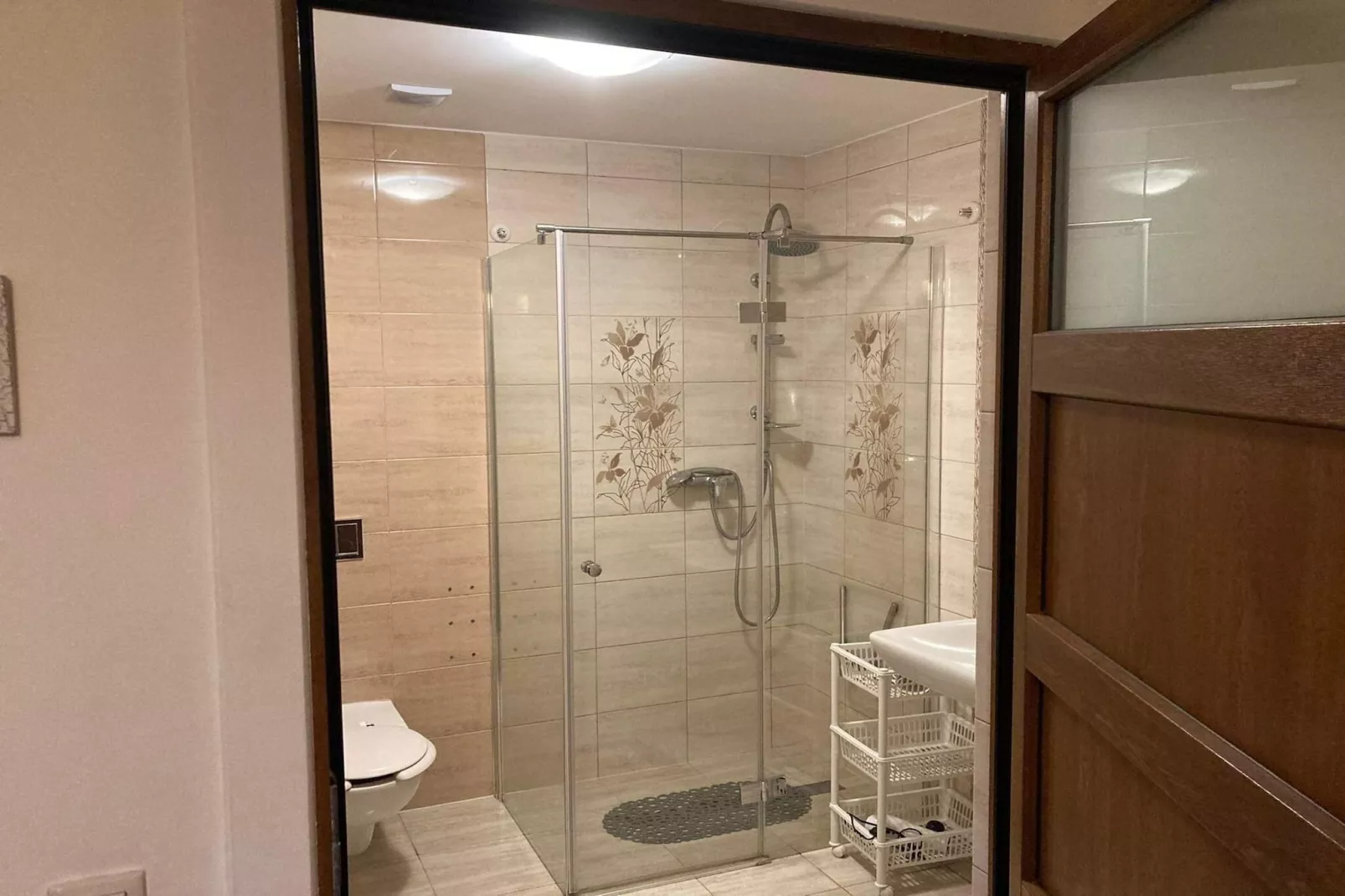 Apartamenty 4-osobowy PARTER Pobierowo-Badkamer