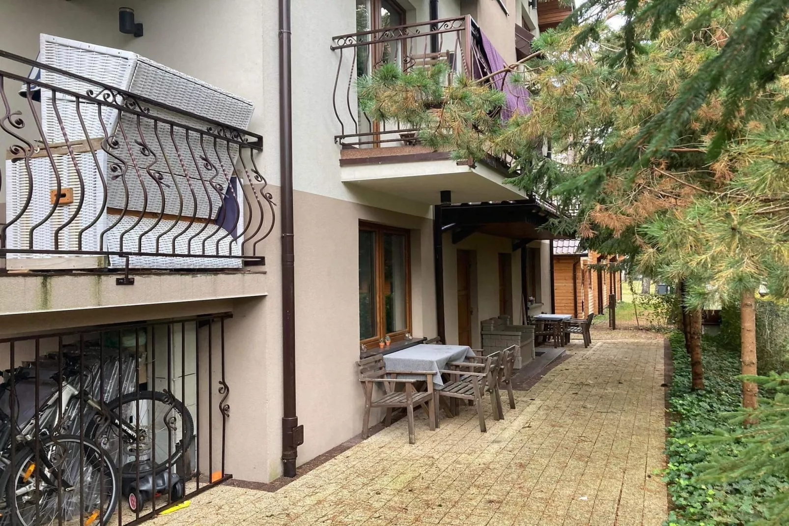 Apartamenty 4-osobowy PARTER Pobierowo-Buitenkant zomer
