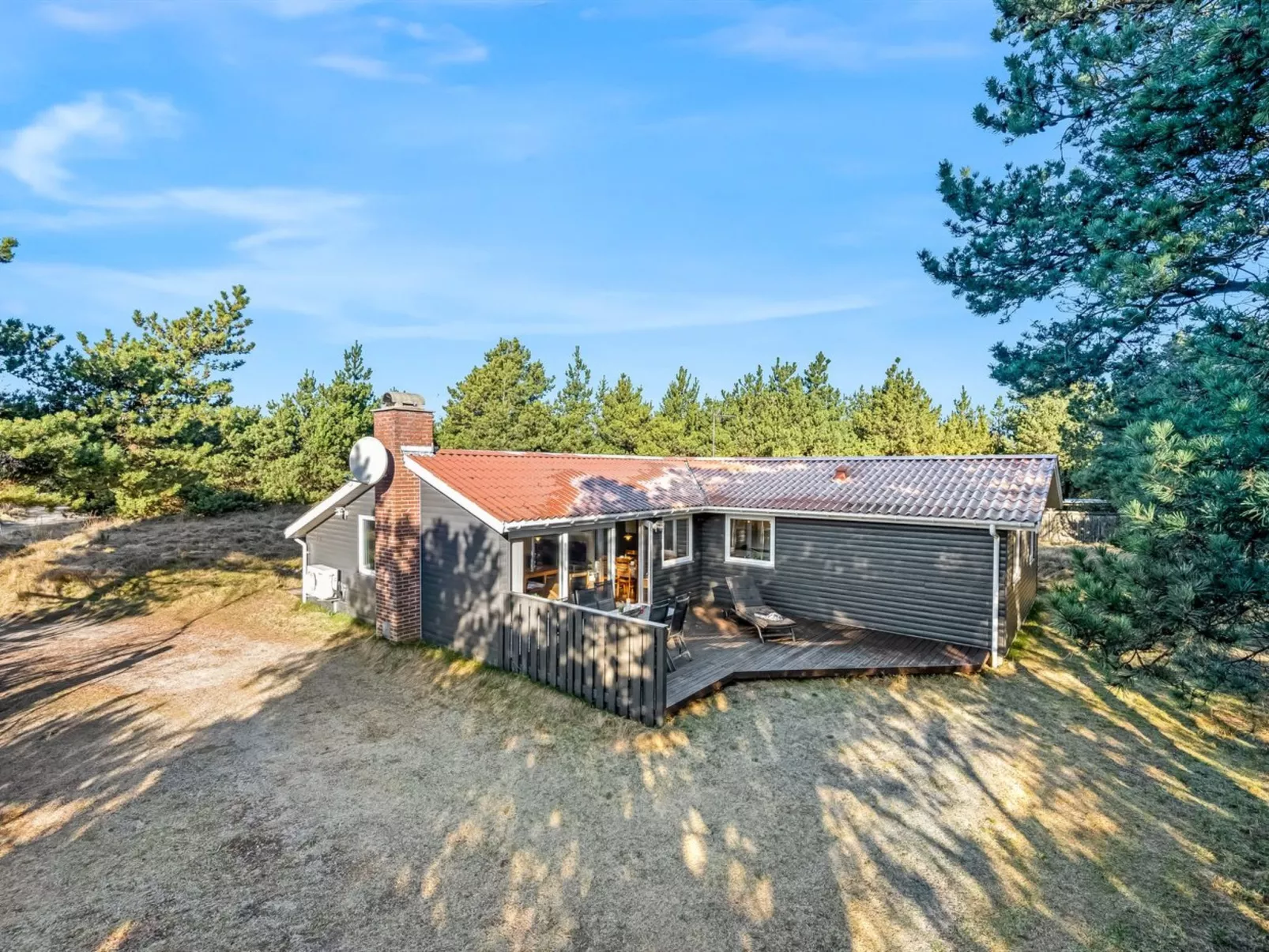 "Jula" - 800m from the sea-Buiten