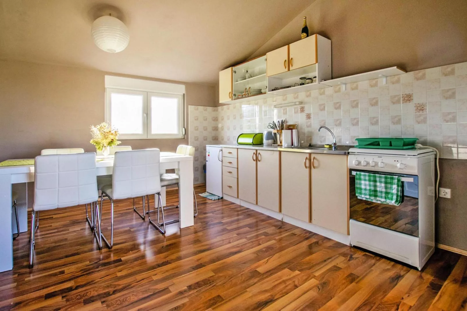 Holiday flat Kuco Starigrad Paklenica-3-Raum-App SD44 A01 ca 58 qm bei Belegung mit 5 Pers-Keuken