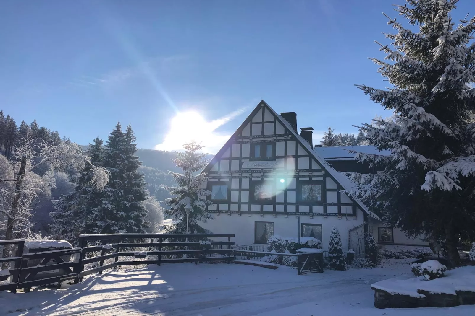 Landhaus Winterberg-Exterieur winter