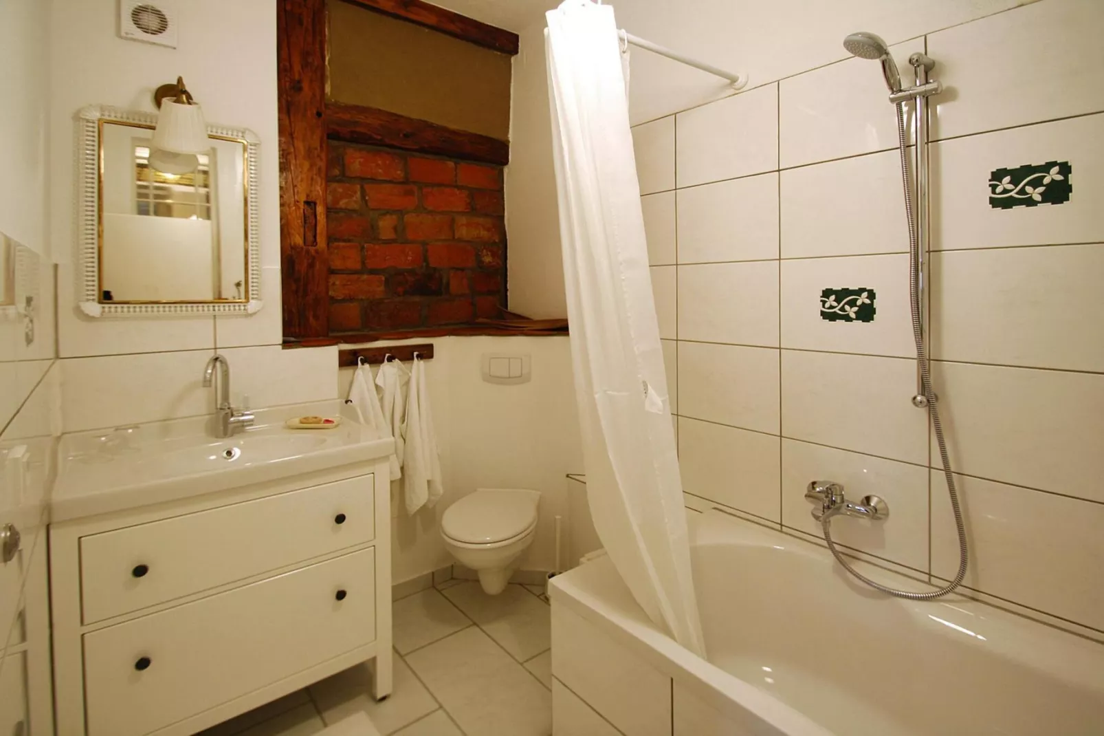 Großer Burgblick 45 qm Plau am See-Badkamer