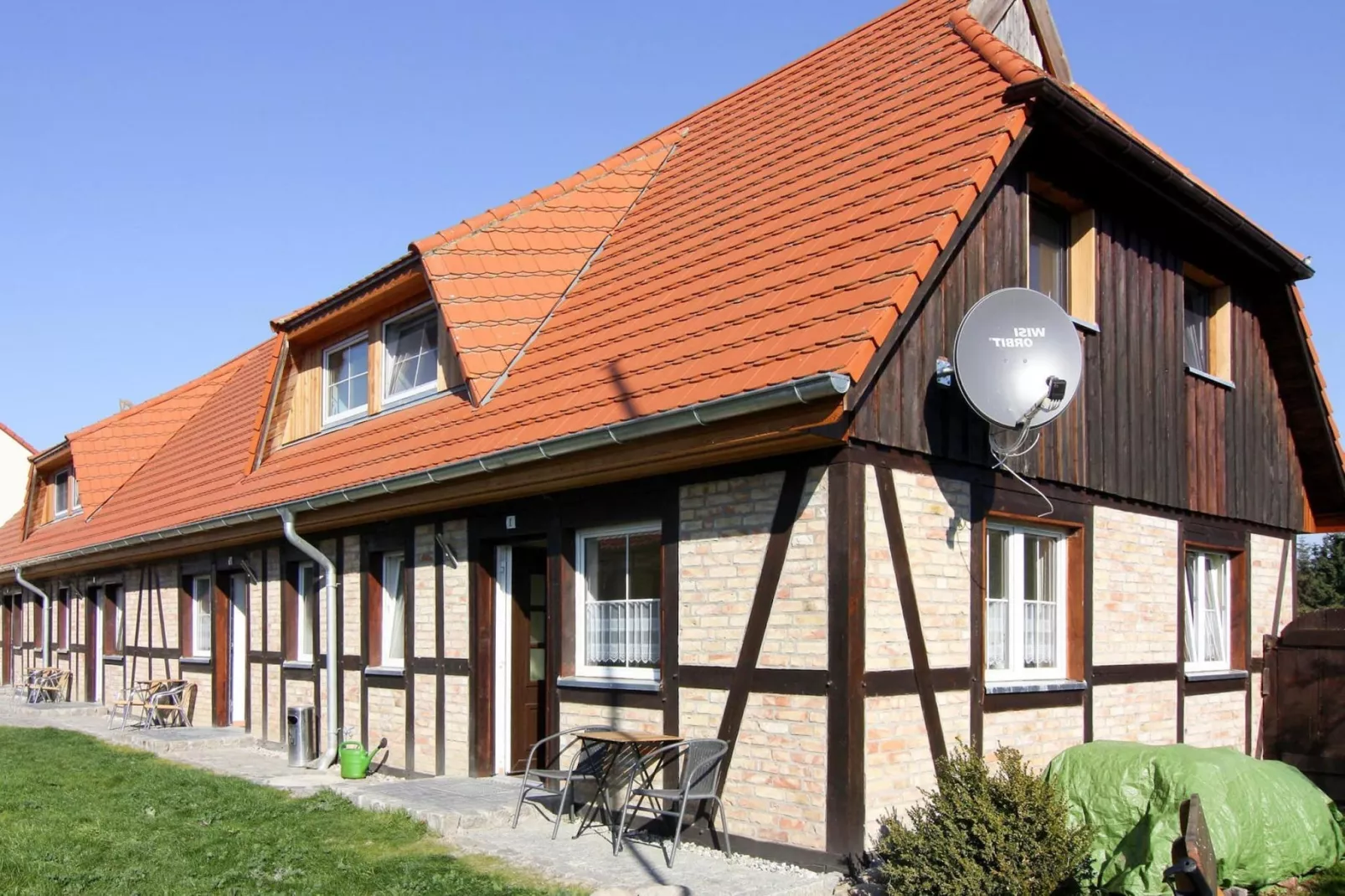Appartement 1-Buitenkant zomer