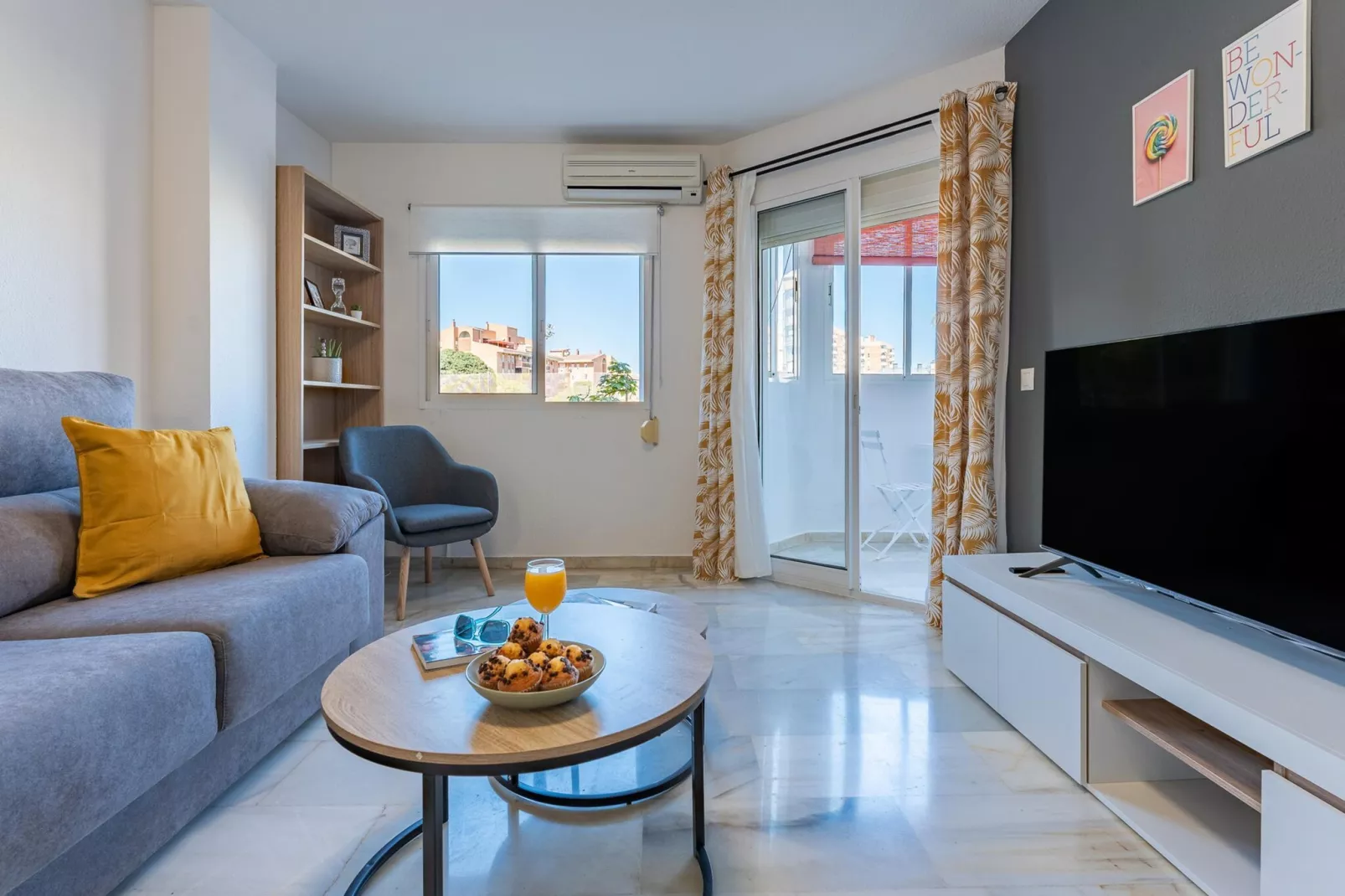 CT 245 - Faro's Arroyo de la Miel Apartment - Cuddly Nest for 2-Woonkamer