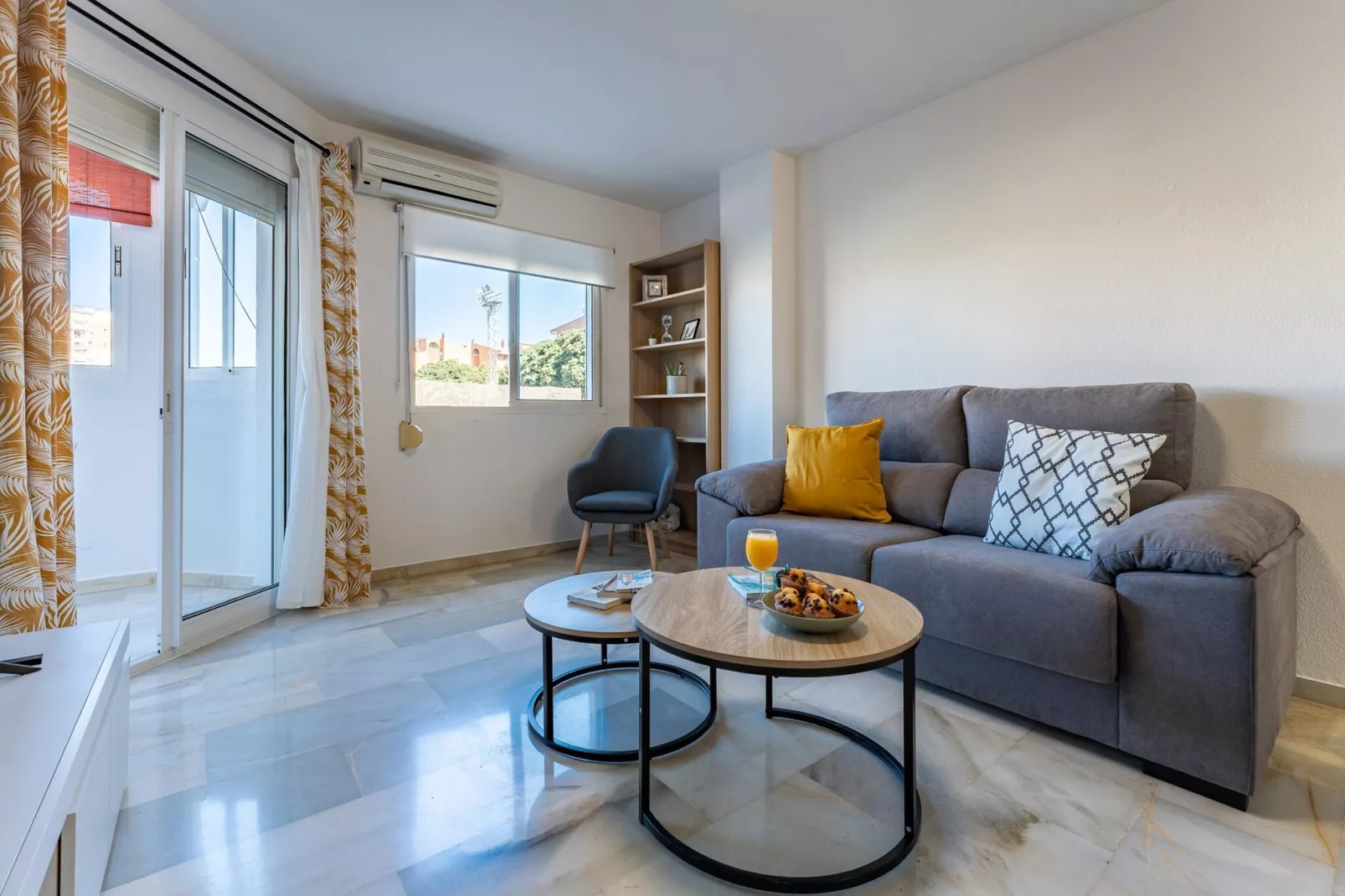 CT 245 - Faro's Arroyo de la Miel Apartment - Cuddly Nest for 2-Woonkamer