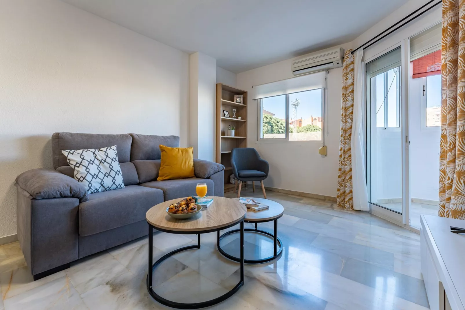 CT 245 - Faro's Arroyo de la Miel Apartment - Cuddly Nest for 2-Woonkamer