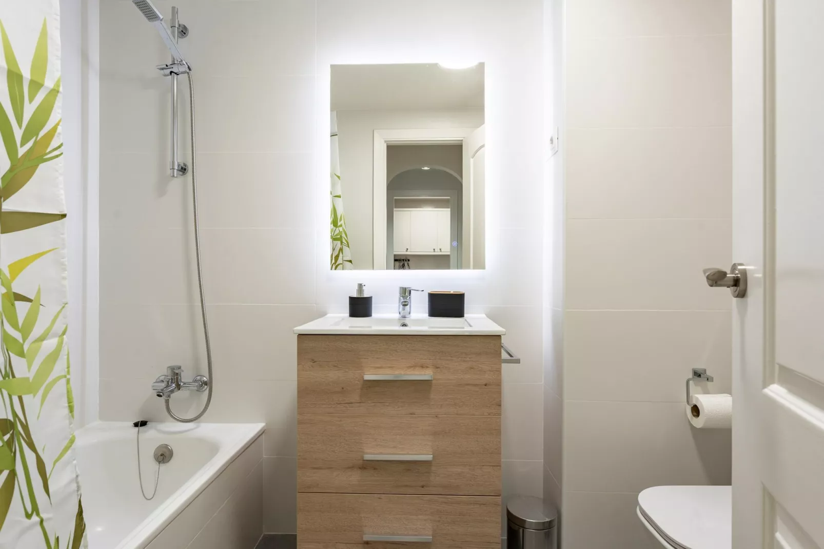 CT 245 - Faro's Arroyo de la Miel Apartment - Cuddly Nest for 2-Badkamer